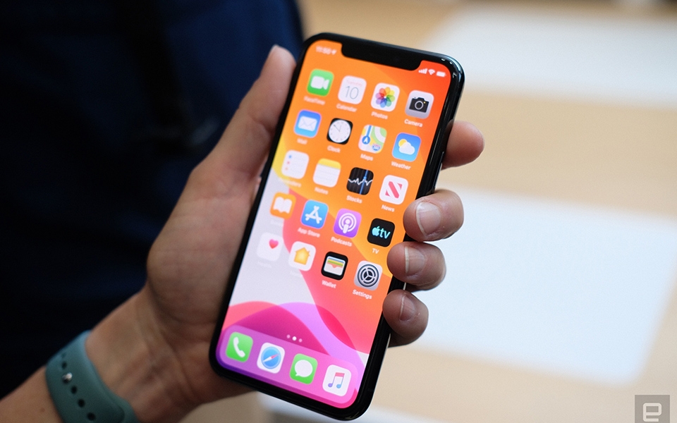 iPhone 11 Pro Max hấp dẫn như thế này hỏi sao không mua