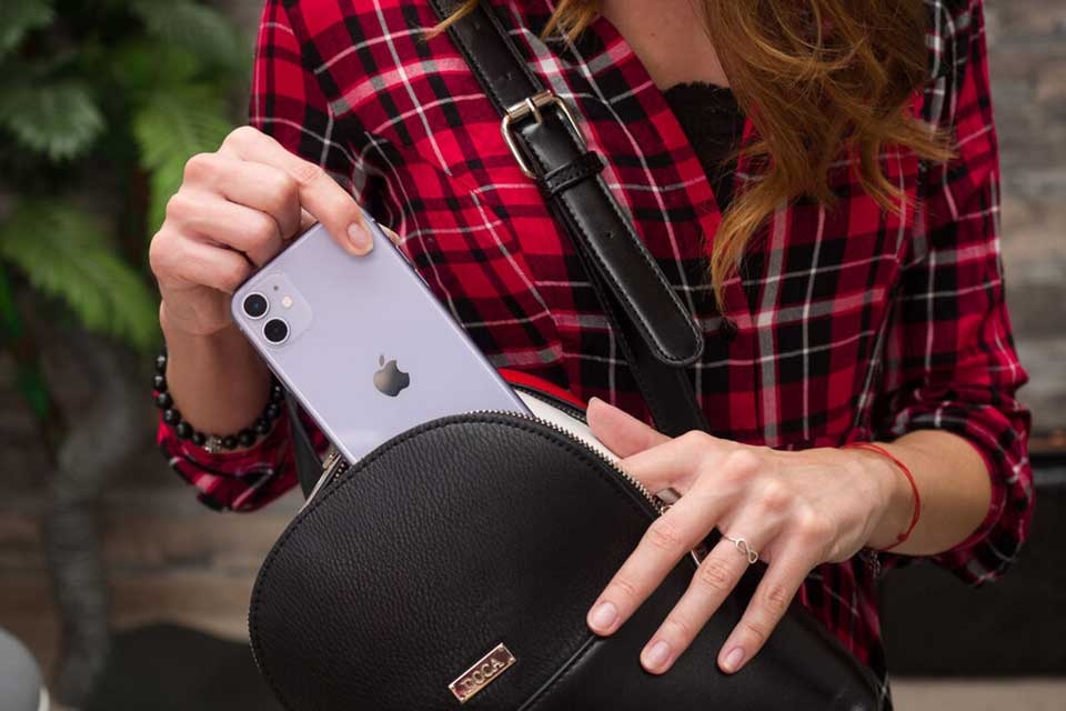 iPhone 11 iPhone 11