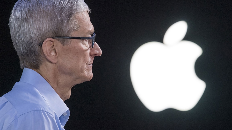 Apple trở thành công ty đầu tiên trong lịch sử cán mốc 1,3 nghìn tỷ USD 1