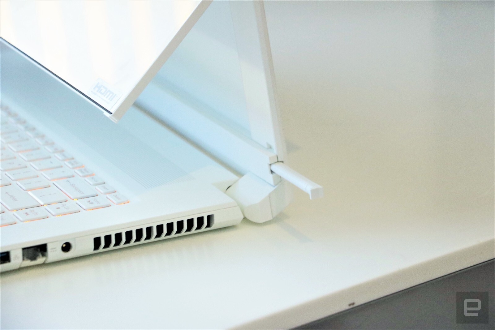 Acer ConceptD 7 Ezel 03