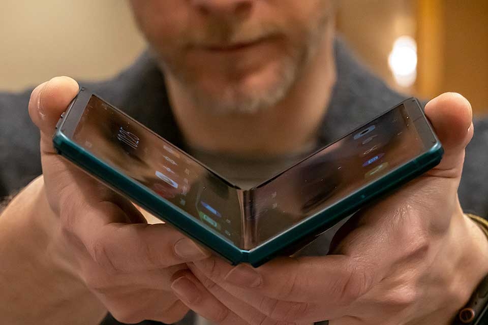 TCL Foldable Smartphone TCL Foldable Smartphone
