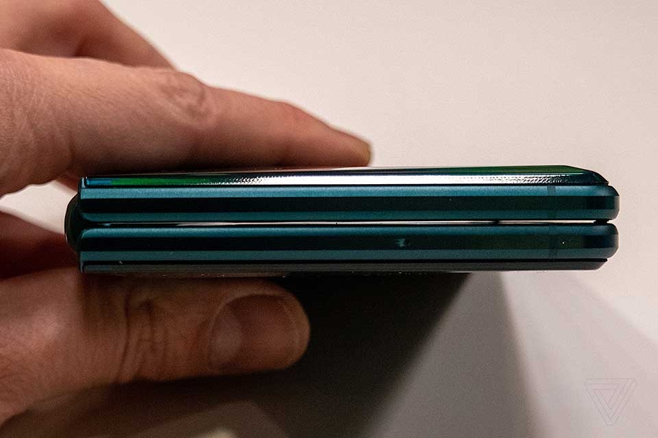 TCL Foldable Smartphone TCL Foldable Smartphone