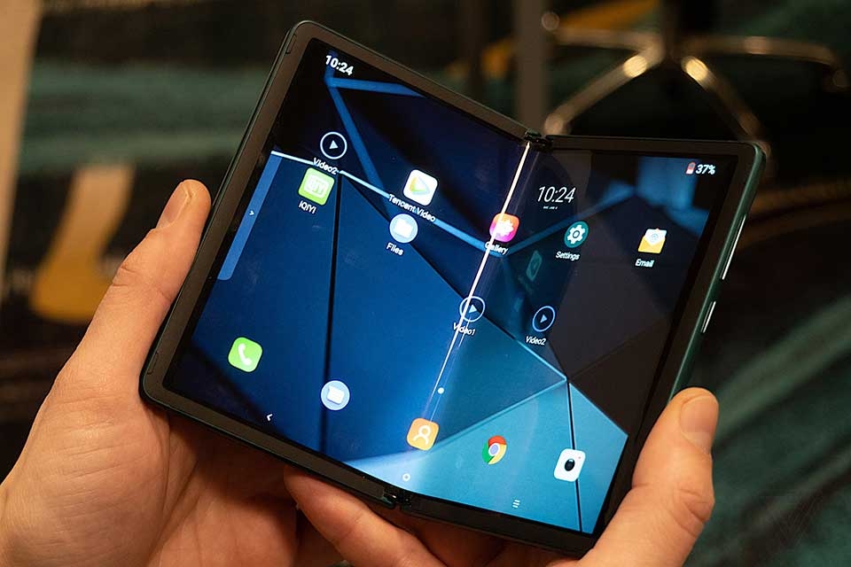 TCL Foldable Smartphone TCL Foldable Smartphone