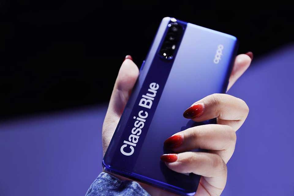 OPPO Reno3 Pro Pantone 2020
