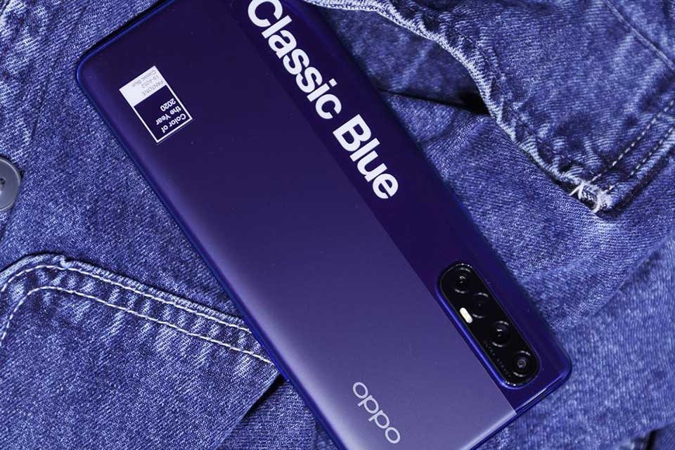 OPPO Reno3 Pro Pantone 2020