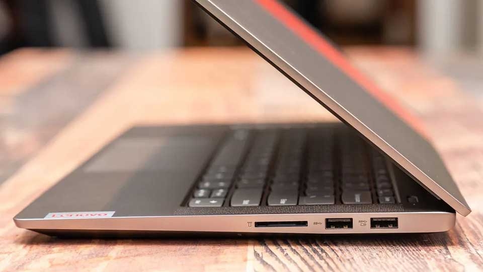 Lenovo Ducati 5