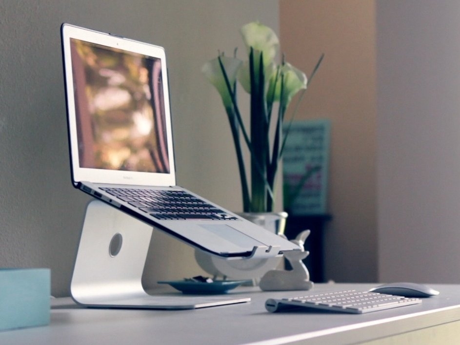Giảm tiếp 2 triệu đồng, Macbook Air 2017 128GB có xứng đáng?