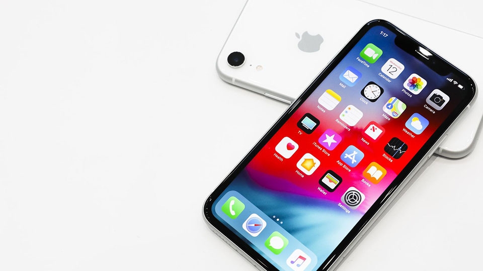 Lựa chọn iPhone XR để chơi Tết (ảnh 1)