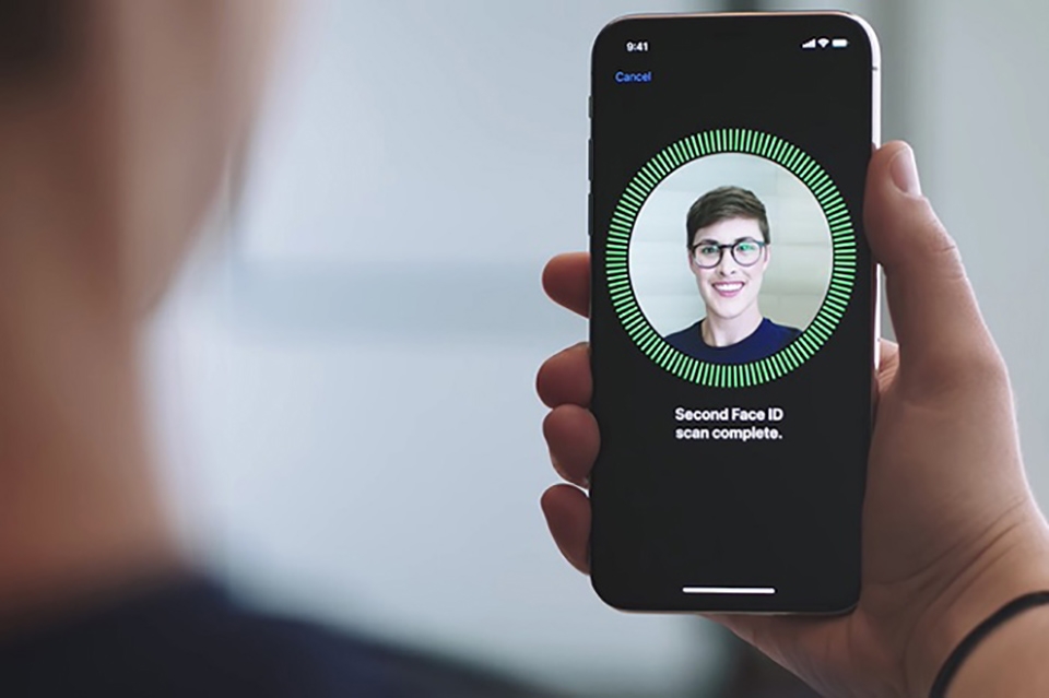 Lựa chọn iPhone XR để chơi Tết (ảnh 4)