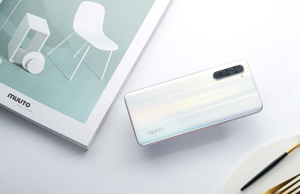 So sánh OPPO Reno 3 và Realme X50 5G (ảnh 3) So sánh OPPO Reno 3 và Realme X50 5G (ảnh 3)