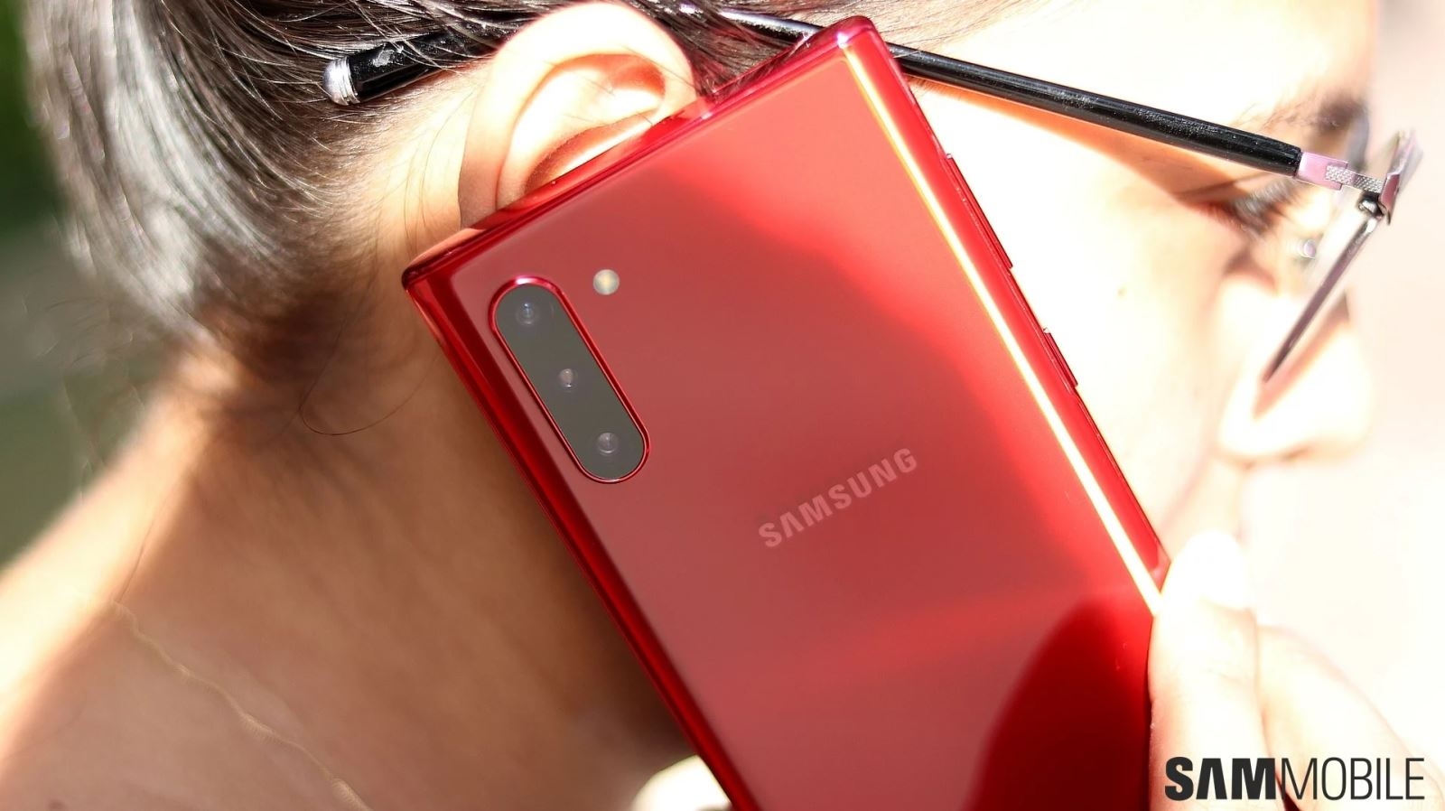 Samsung Galaxy Note 10 đỏ