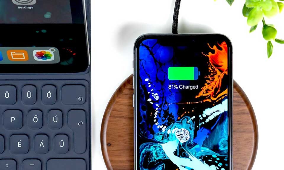 Sạc pin iPhone đúng cách