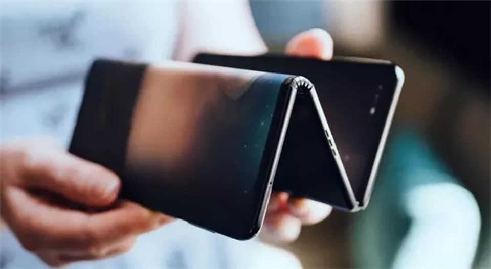 Nguyên mẫu smartphone màn hình gập của TCL