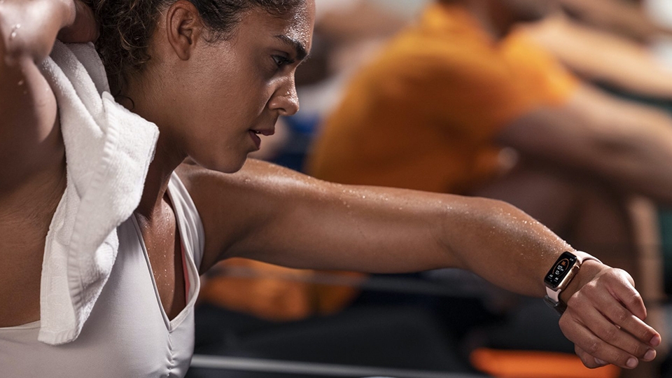 Apple Watch Connect 01