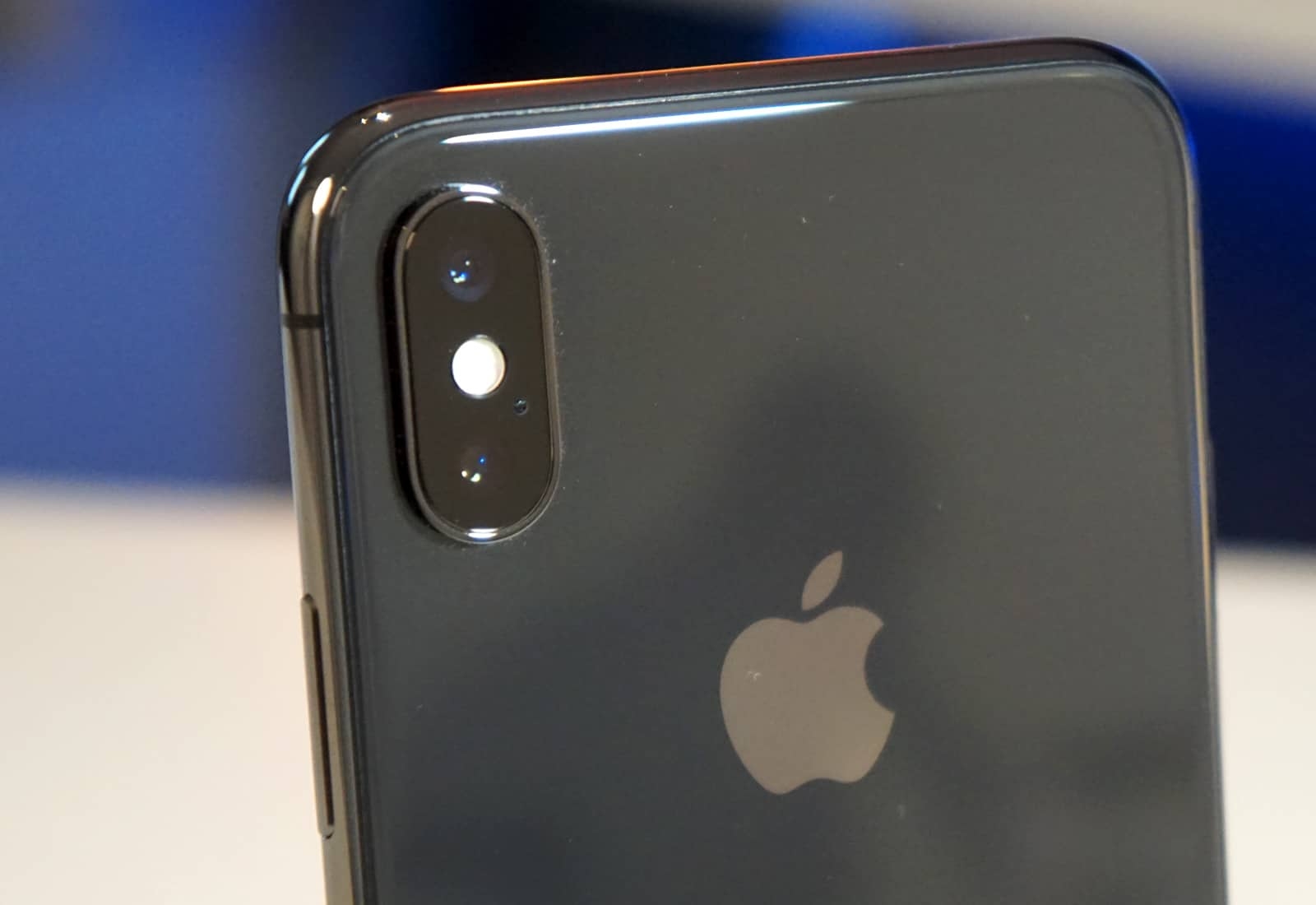 Tại sao Apple không cần hạ giá nhưng iPhone vẫn bán chạy? 2 Tại sao Apple không cần hạ giá nhưng iPhone vẫn bán chạy? 2