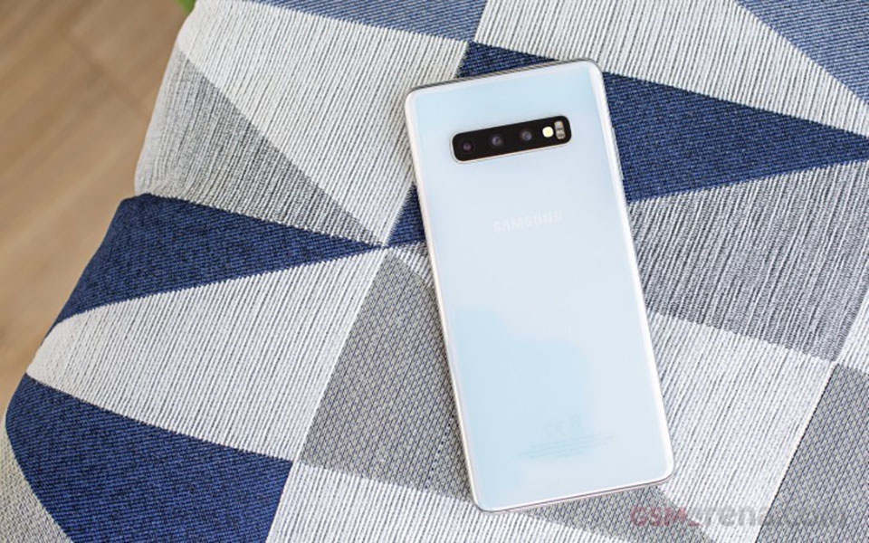 OnePlus tiếp tục dẫn đầu phân khúc smartphone cao cấp ở Ấn Độ (ảnh 3) OnePlus tiếp tục dẫn đầu phân khúc smartphone cao cấp ở Ấn Độ (ảnh 3)