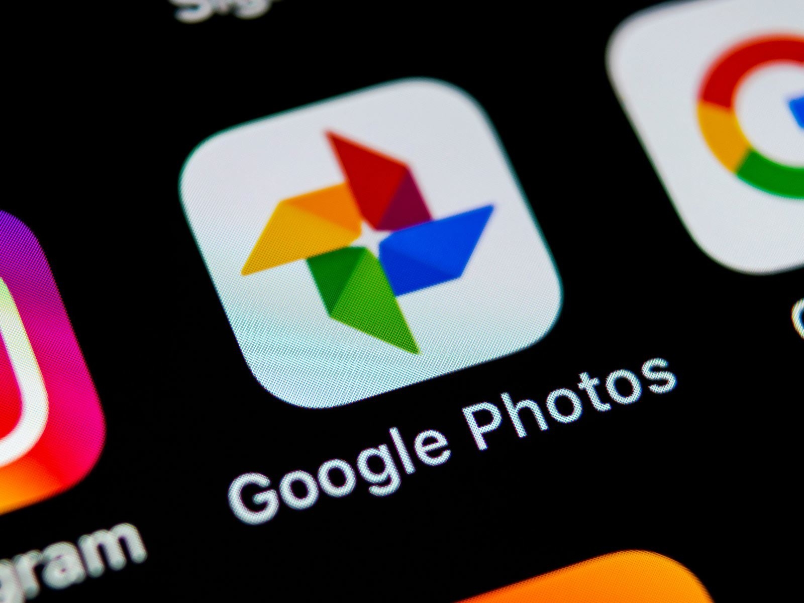 Google thừa nhận một số video trên Google Photos 'bỗng dưng' được gửi cho người lạ