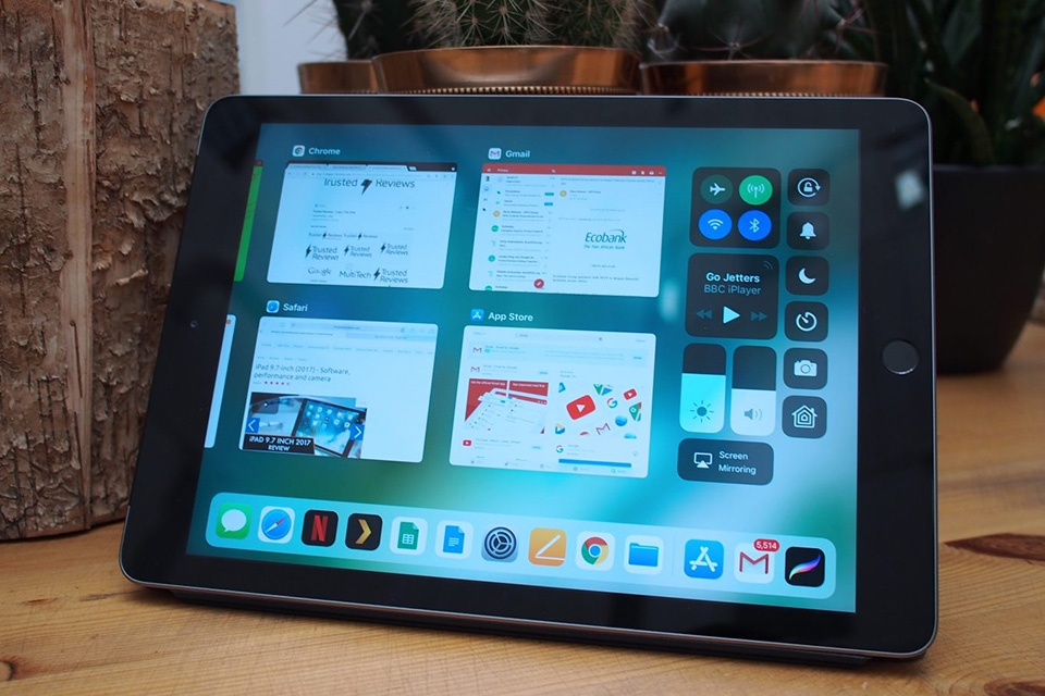 iPad 2018 wifi 4G, thiết bị tuyệt vời cho việc giải trí hàng ngày