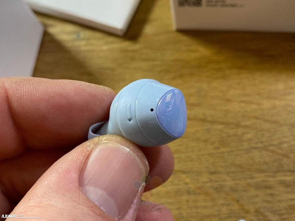 Galaxy Buds+ (ảnh 7) Galaxy Buds+ (ảnh 7)