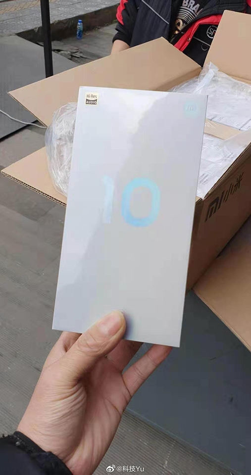Hộp bán lẻ Xiaomi Mi 10 (ảnh 1) Hộp bán lẻ Xiaomi Mi 10 (ảnh 1)