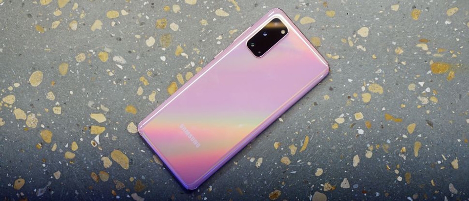 So sánh Galaxy S20 và iPhone 11 Pro (ảnh 1)