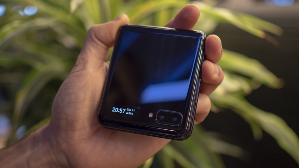 Những điều bạn nên biết về Samsung Galaxy Z Flip