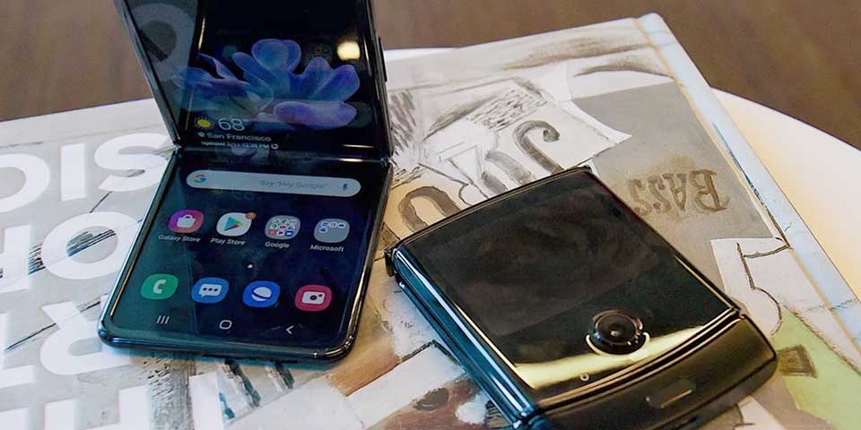 Samsung Galaxy Z Flip vs Motorola Razr