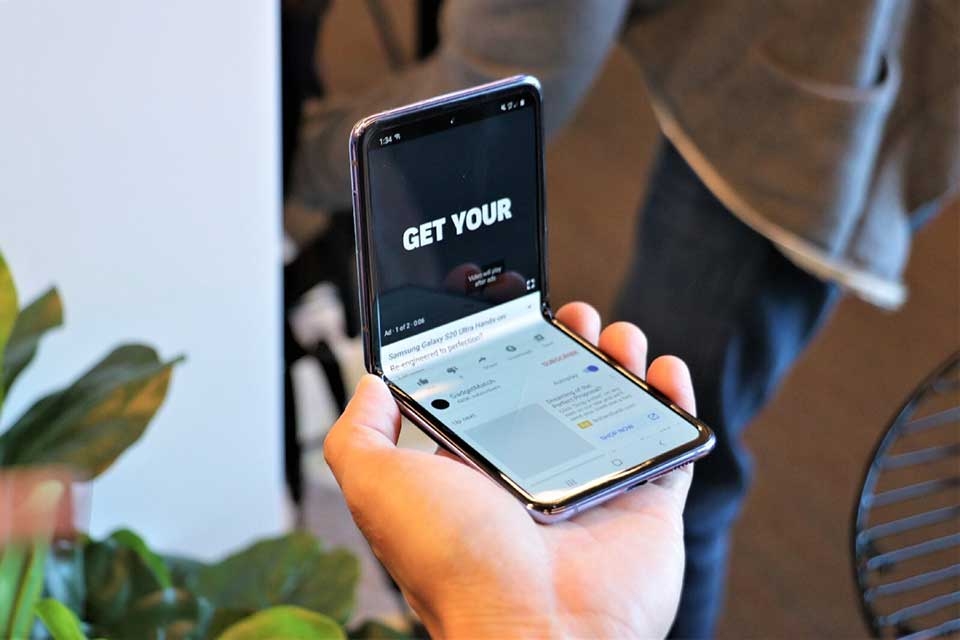 Dường như Samsung đã bỏ quên tính năng Samsung DeX trên Galaxy Z Flip ảnh 2