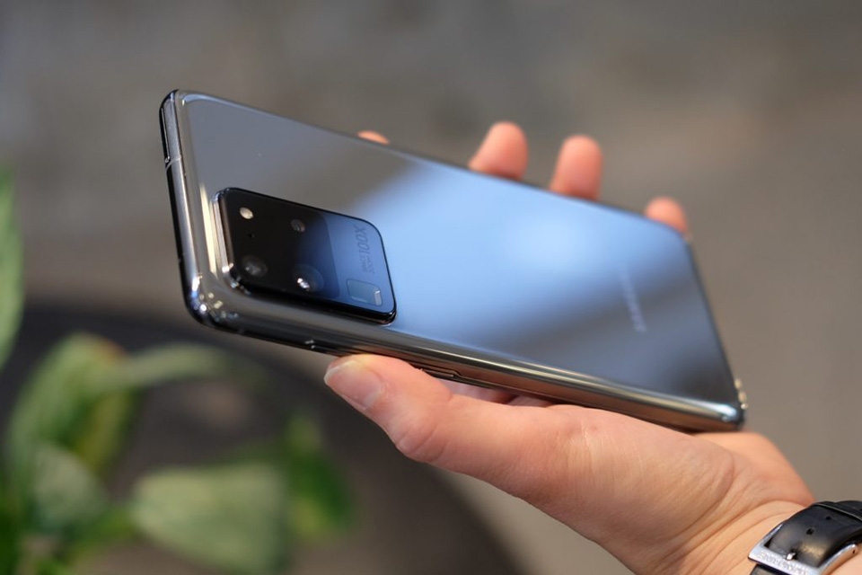 Ai cần mua Samsung Galaxy S20 Ultra bản 16GB RAM, 512GB ROM?