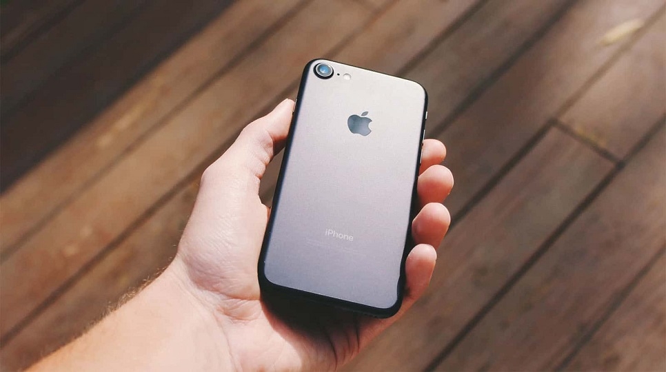 Bất chấp dịch cúm, iPhone SE 2 vẫn sẽ được ra mắt trong nửa đầu năm nay Bất chấp dịch cúm, iPhone SE 2 vẫn sẽ được ra mắt trong nửa đầu năm nay