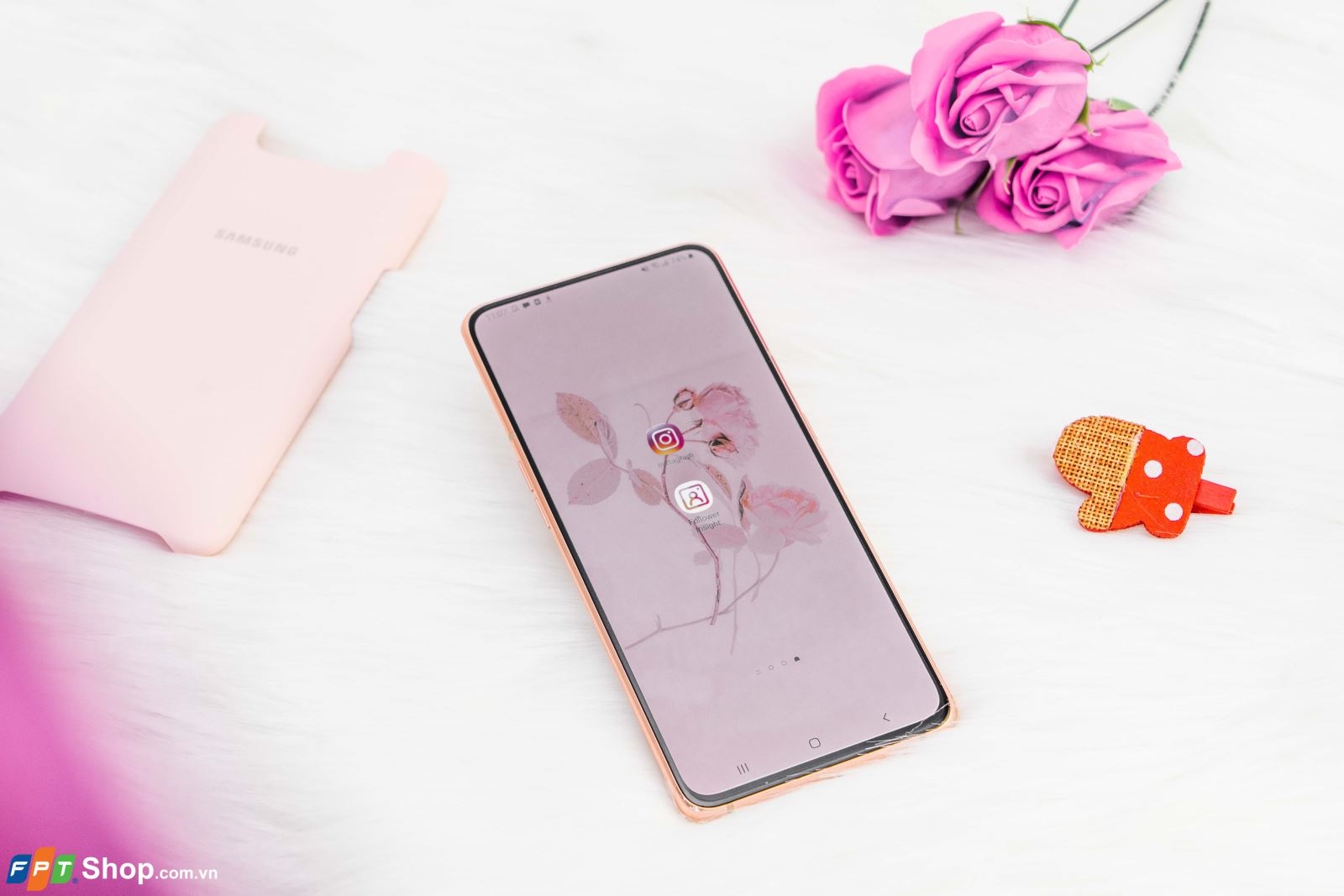 Chỉ còn hơn 10 triệu, nên chọn Samsung Galaxy A80 hay iPhone 7 Plus?
