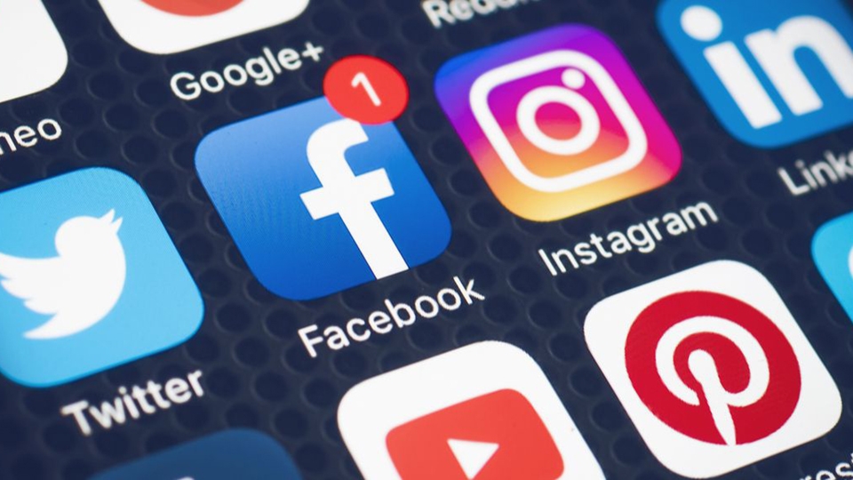 Facebook Facebook