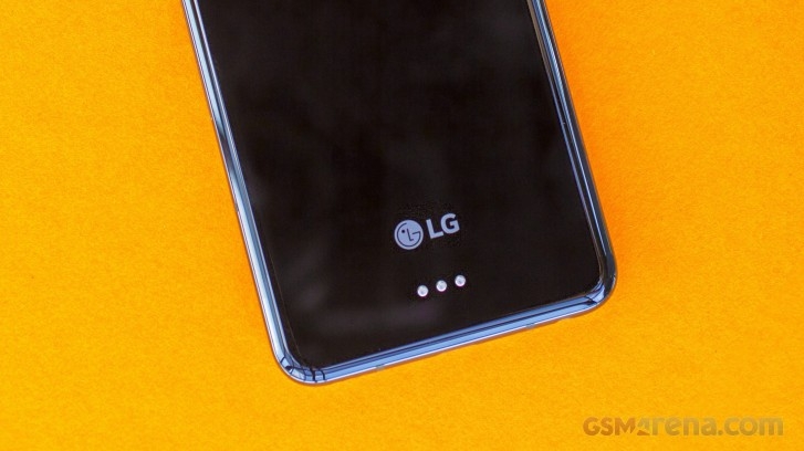 Thiết kế LG V60 ThinQ xuất hiện trong hình ảnh báo chí 1