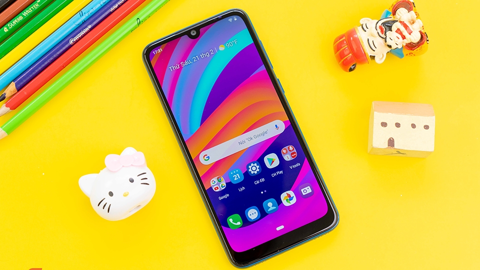 Trên tay Vsmart Star 3: thiết kế đẹp, hoàn thiện tốt, giá rẻ