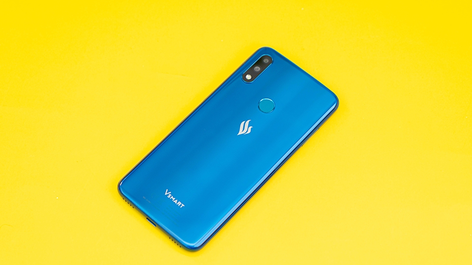 Trên tay Vsmart Star 3: thiết kế đẹp, hoàn thiện tốt, giá rẻ