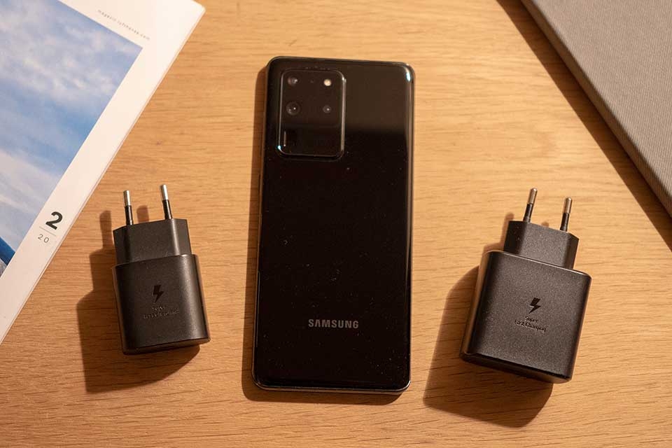 Samsung Galaxy S20 Ultra Samsung Galaxy S20 Ultra