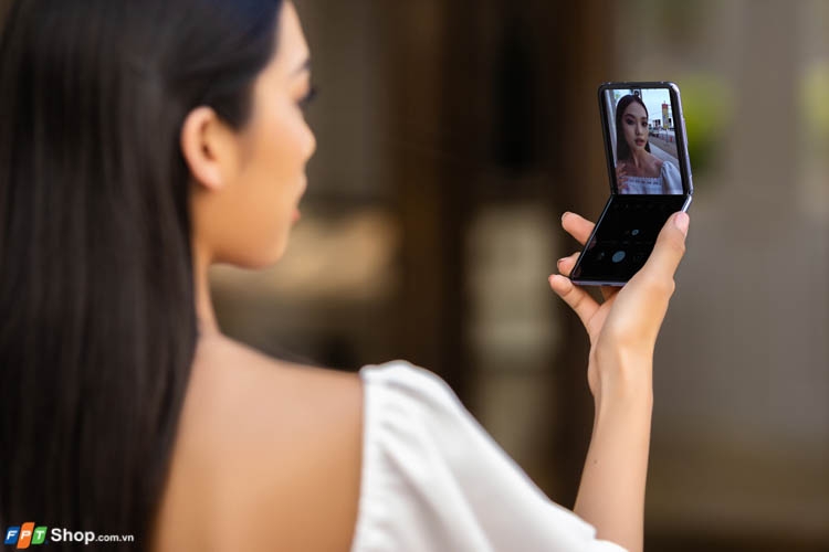 Samsung Galaxy Z Flip nhận cập nhật mới, cải thiện Flex Mode cho camera