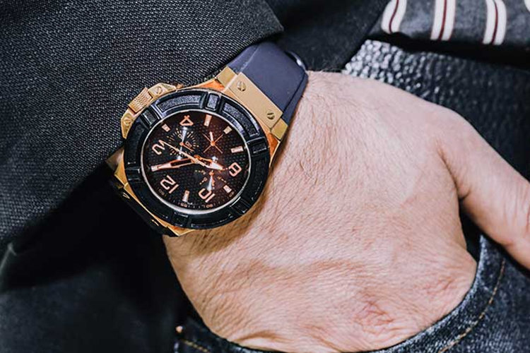 Đồng hồ Bulova – vẻ đẹp hiện đại được xây dựng từ lịch sử bền lâu 4
