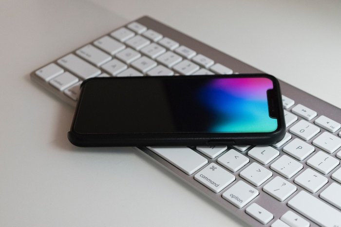 tap to wake iphone