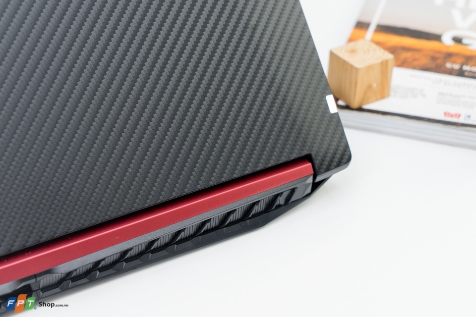 Acer Nitro AN515-42-R8A0 07 Acer Nitro AN515-42-R8A0 07