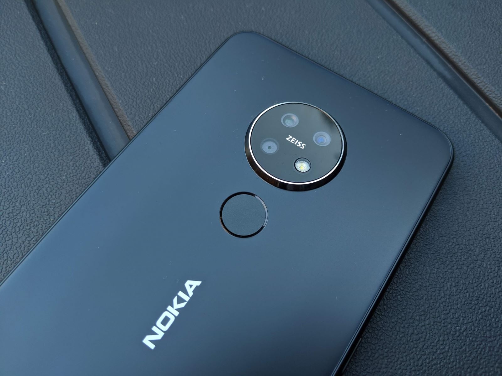 Nokia 7.2