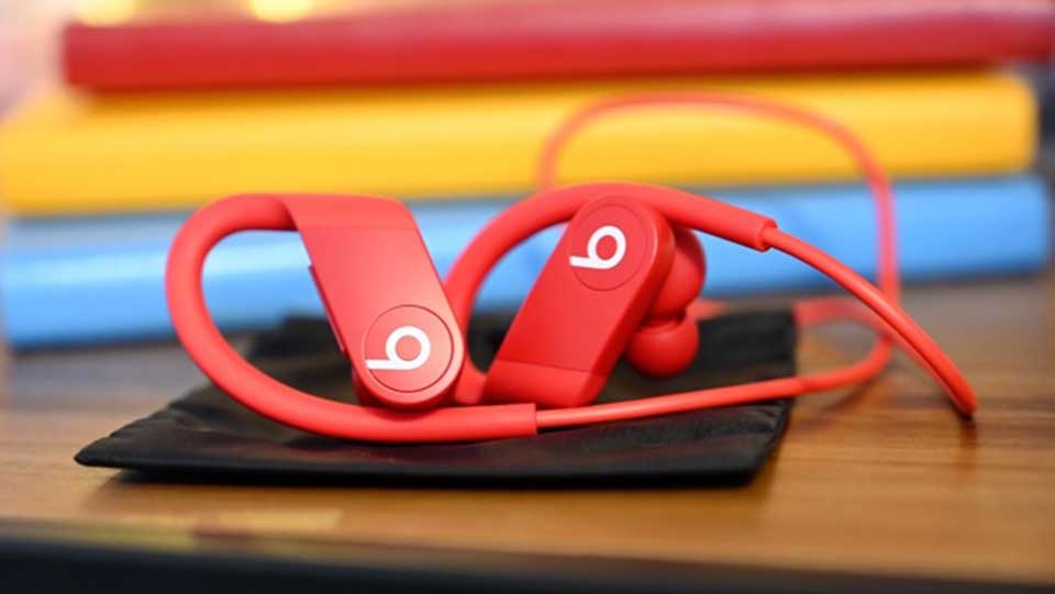 Powerbeats 4