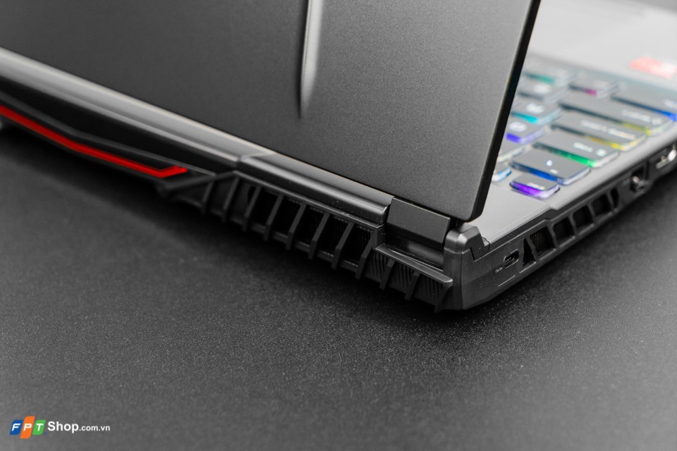 MSI Alpha 15 10
