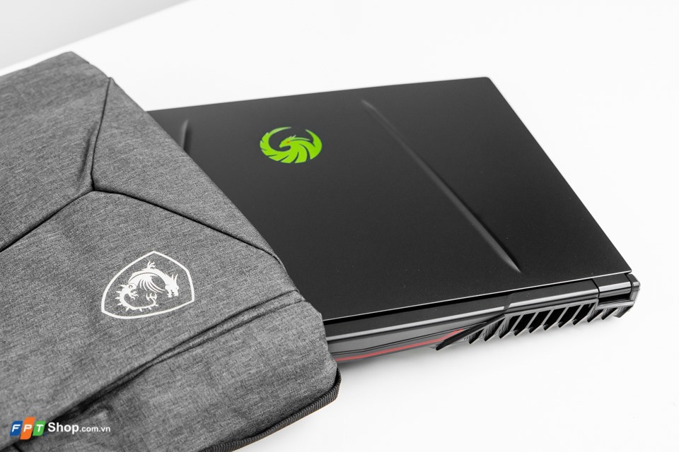 MSI Alpha 15 04