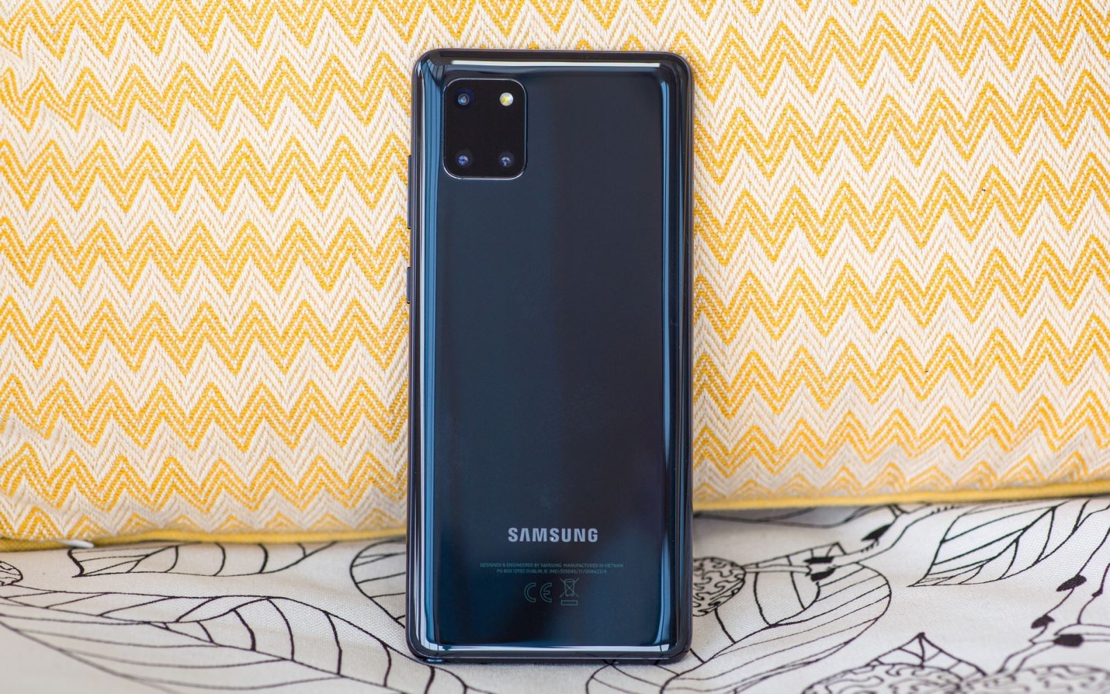 Chia sẻ về thiết kế Samsung Galaxy Note 10 Lite