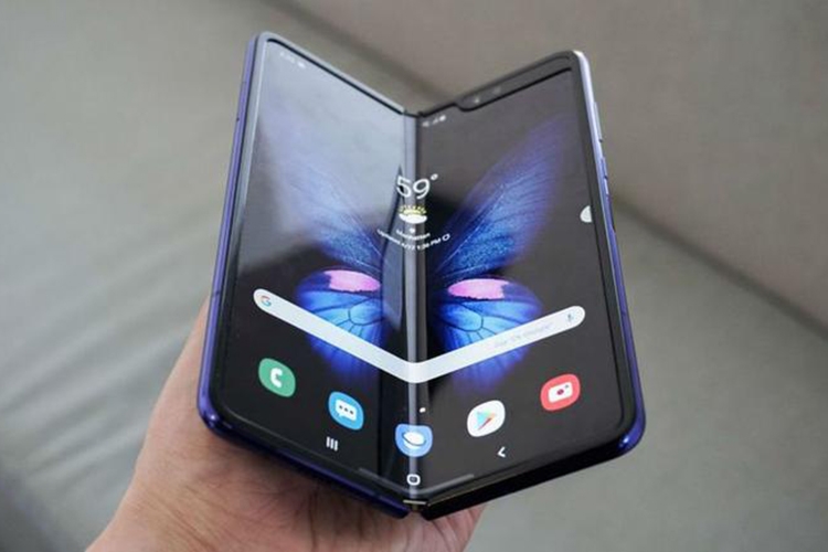 Xuất hiện thông tin về giá, cấu hình và camera của Galaxy Fold 2 2
