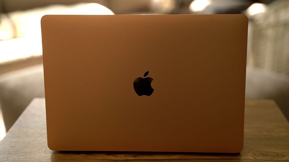 Trên tay và trải nghiệm nhanh MacBook Air 2020 (ảnh 2) Trên tay và trải nghiệm nhanh MacBook Air 2020 (ảnh 2)