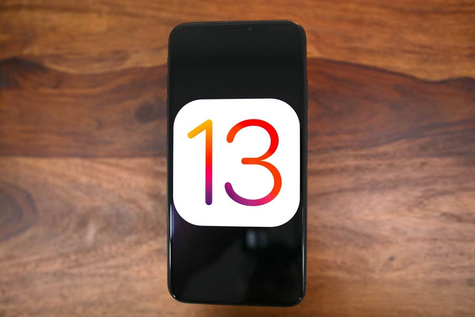 So sánh tốc độ iOS 13.4.1 và iOS 13.4