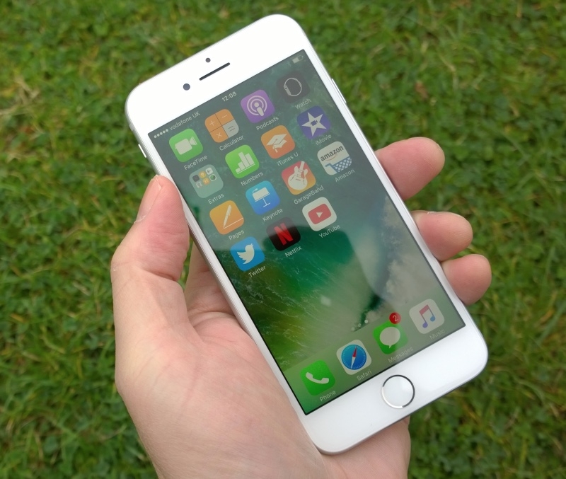 iPhone SE 2020