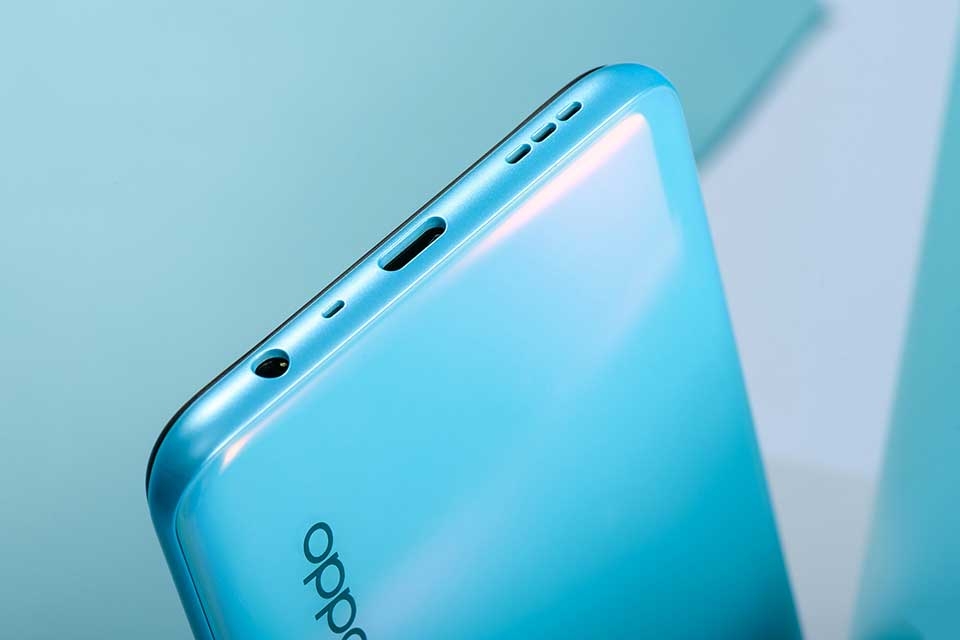 OPPO A52